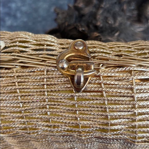 Vintage Hong Kong Wire Wrapped Toggle basket purse 1950 - Picture 4 of 4